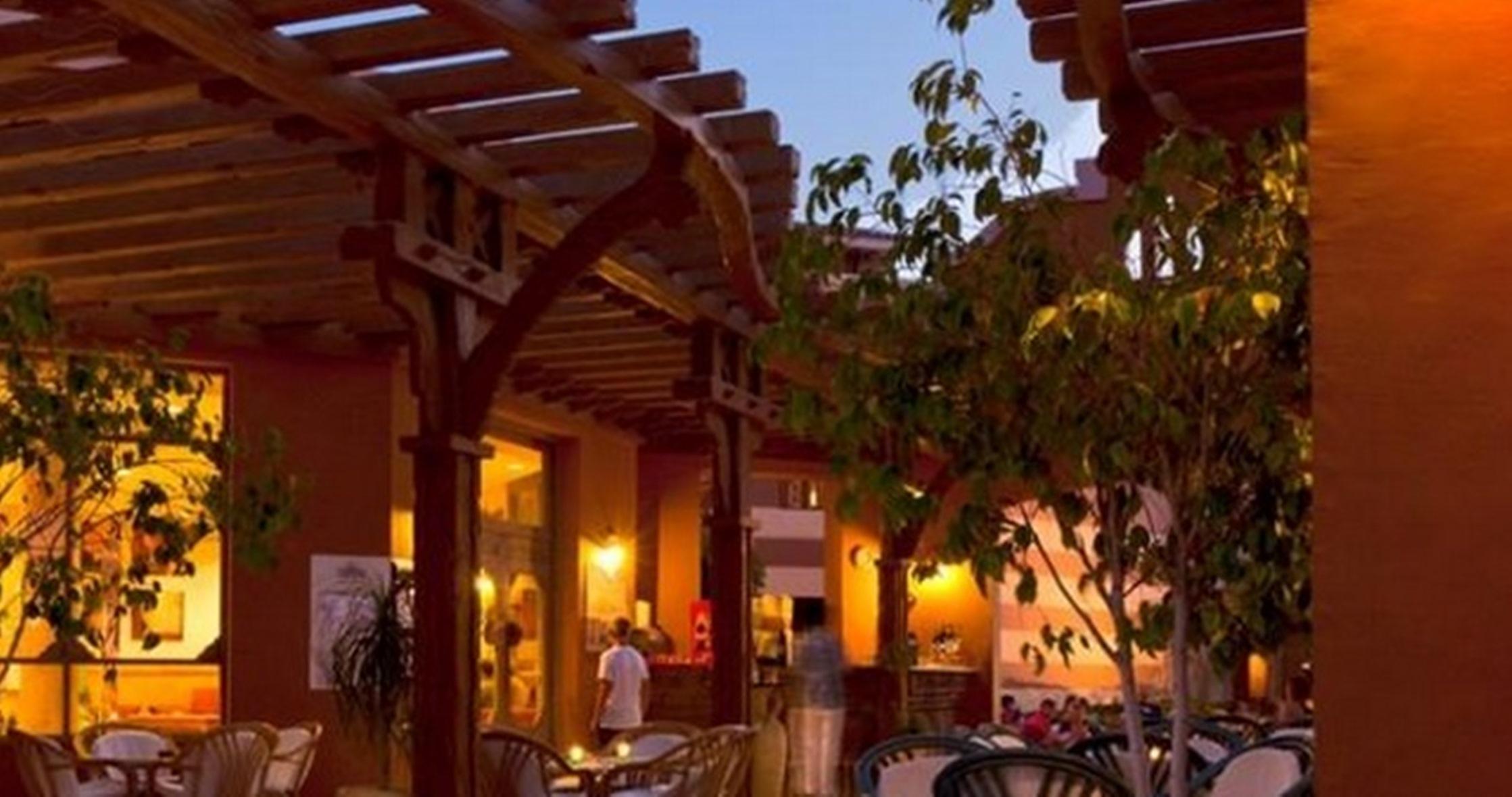 Готель Charmillion Gardens Aquapark Шарм-еш-Шейх Екстер'єр фото The patio at the Santa Fe Brewing Company