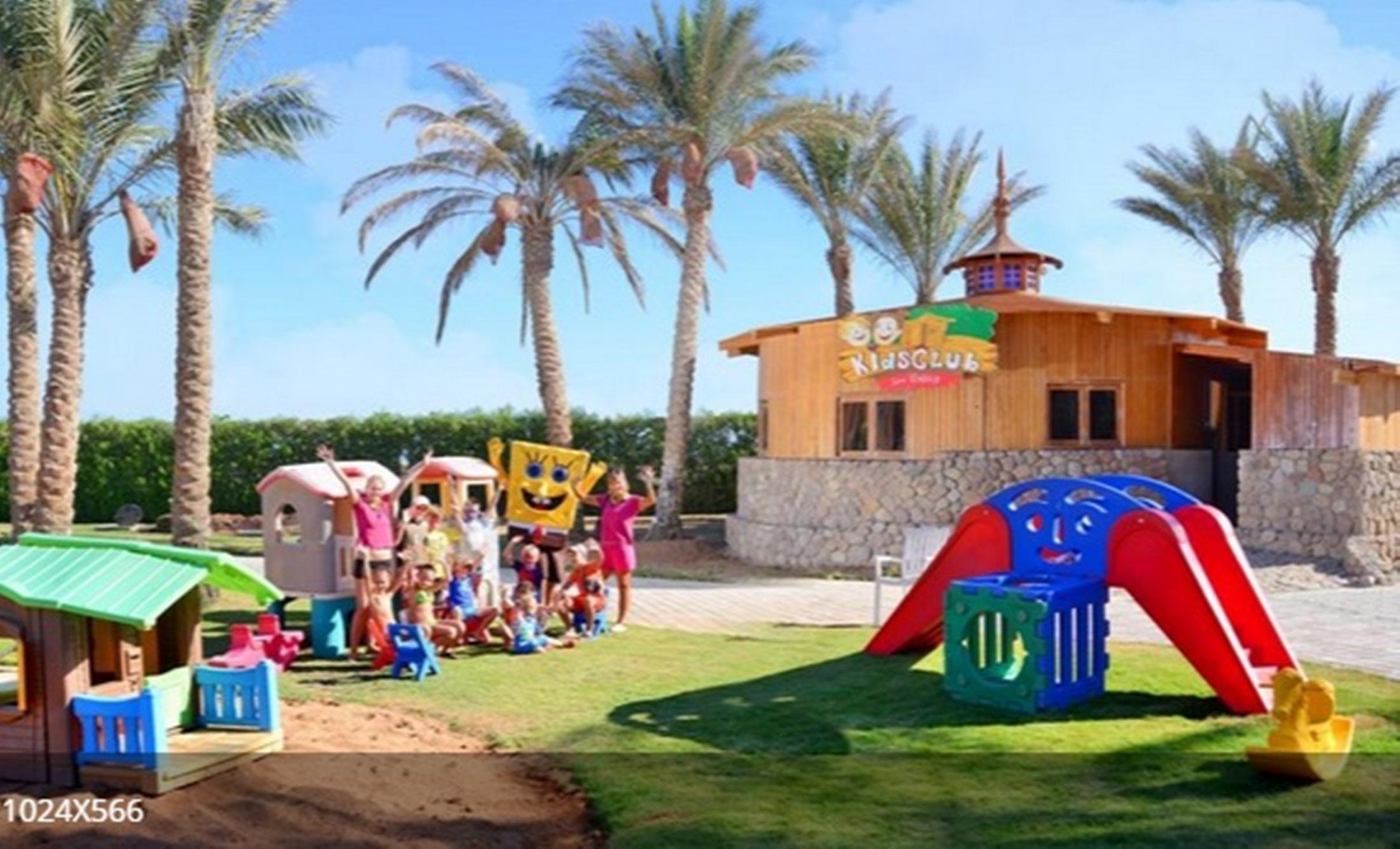 Готель Charmillion Gardens Aquapark Шарм-еш-Шейх Екстер'єр фото Kids Club at a resort in Egypt