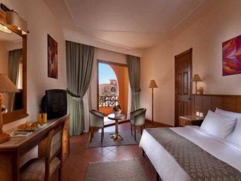 Готель Charmillion Gardens Aquapark Шарм-еш-Шейх Екстер'єр фото A room at the hotel